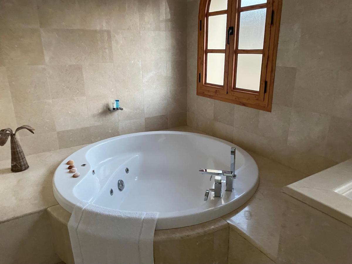 Villa Cana San Roque  Bagian luar foto